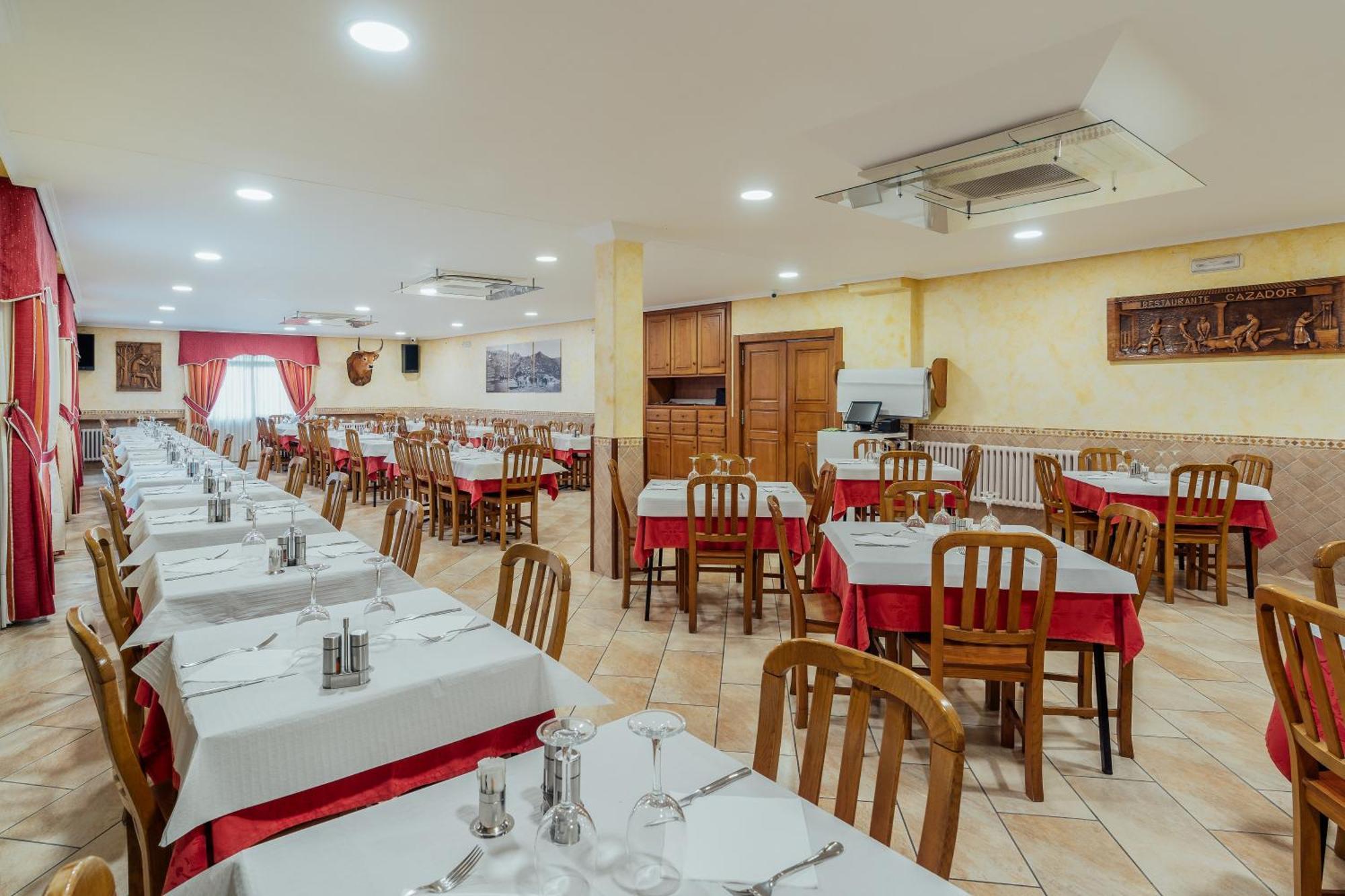 Hotel Restaurante Cazador Pereiro Eksteriør billede